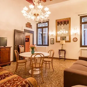  Appartamento Fenice Backstage Over Canal